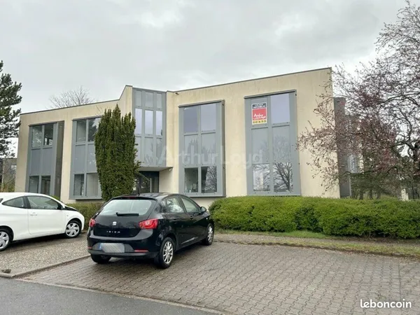 Bureaux 152 m²
