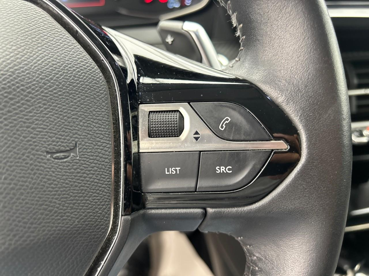 Peugeot 2008 bluehdi 130 s&s eat8 allure — photo 24