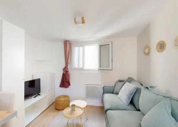Appartement Location Marseille 1p 18m² 610€