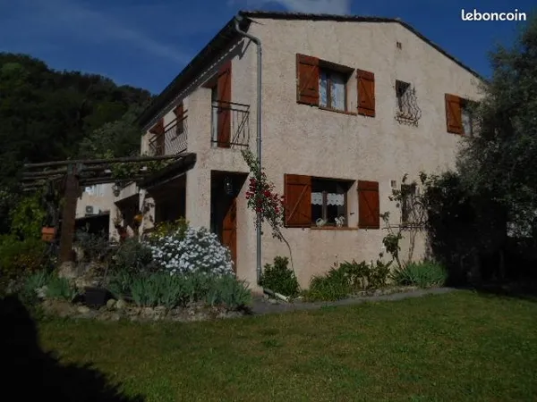 Maison 5 pièces 135 m²