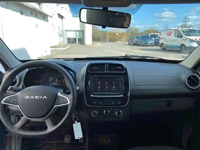 Dacia Spring — photo 42