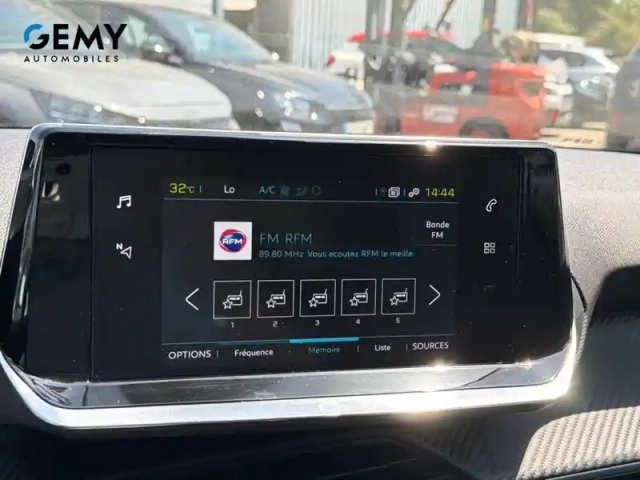 Peugeot 208 electrique 50 kwh 136ch — photo 13