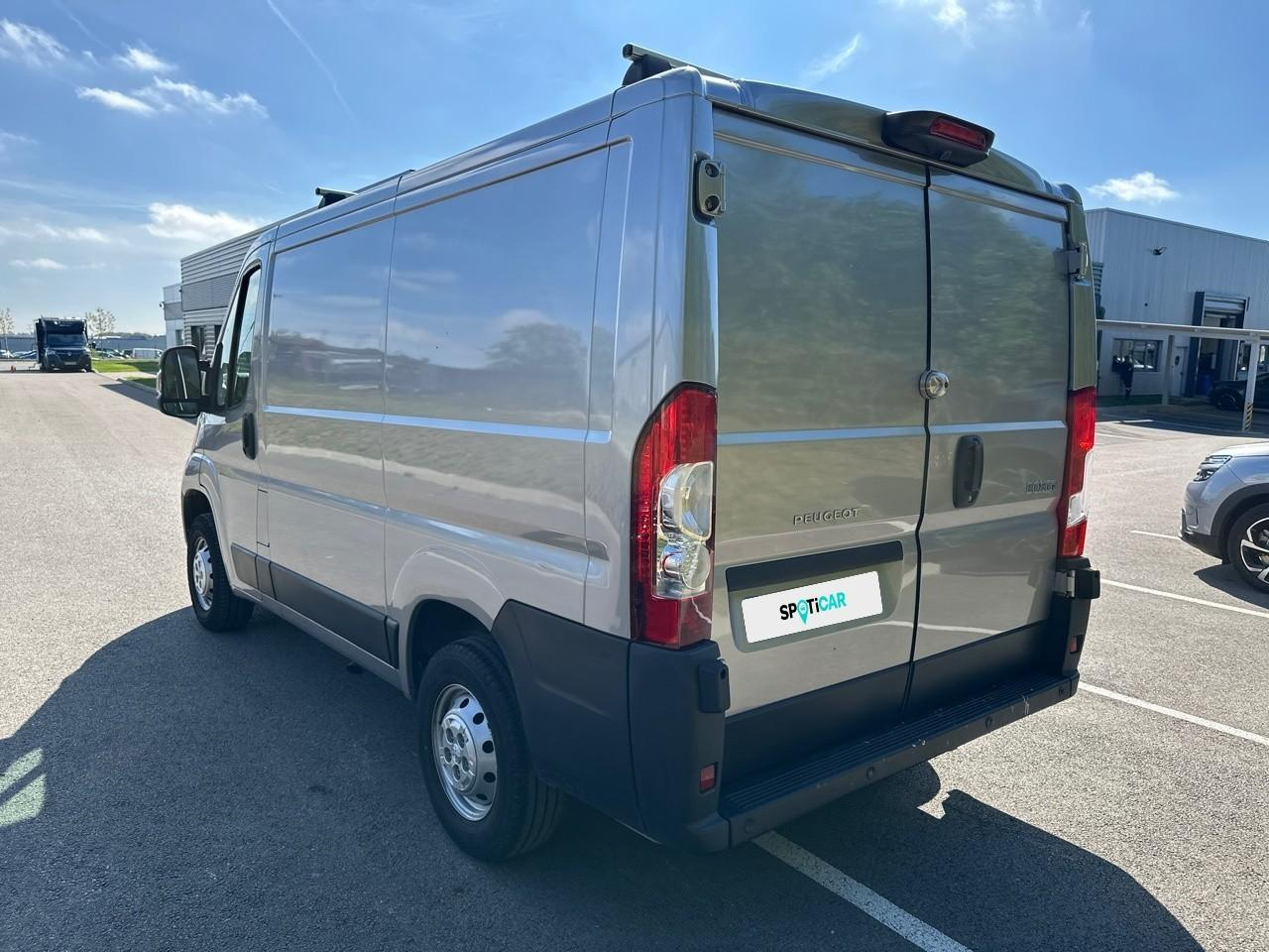 Peugeot Boxer tole 330 l1h1 bluehdi 120 s&s asphalt — photo 10