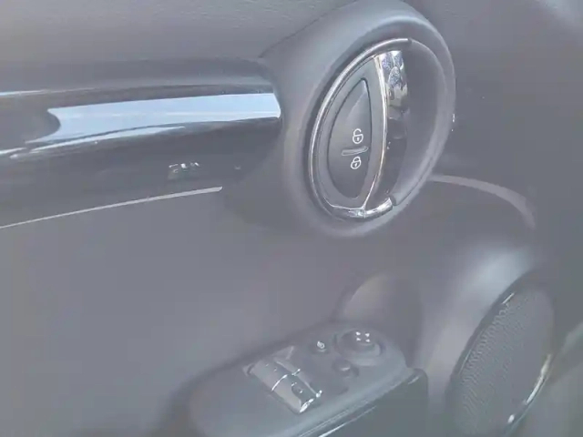 Mini Mini cooper 136ch  edition camden bva7 — photo 24