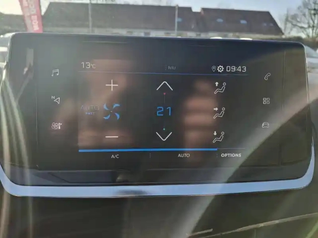 Peugeot 2008 puretech 100 s&amp;s bvm6 — photo 36