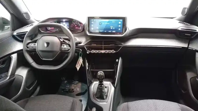 Peugeot 2008 100 s&amp;s bvm6 — photo 11
