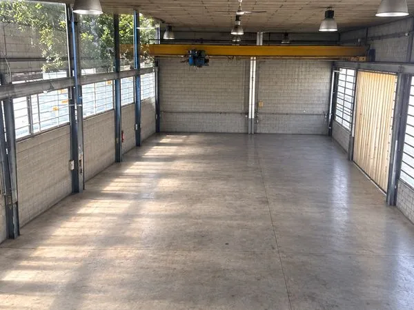 Rare firminy - 550 m² industriel - 2 ponts roulants - 7 m - 180 000