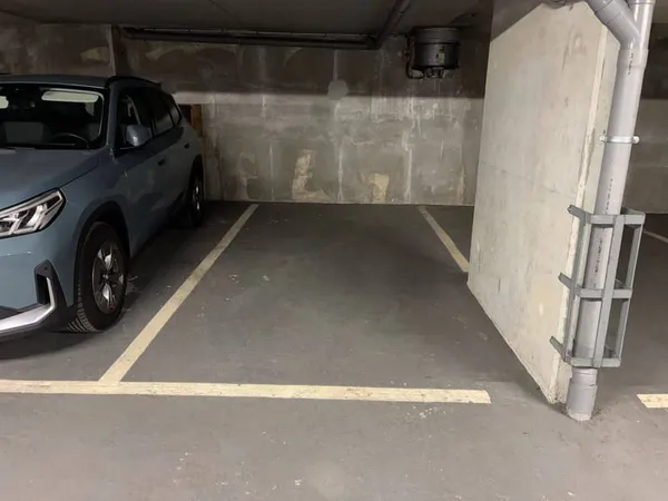 Parking 12 m²