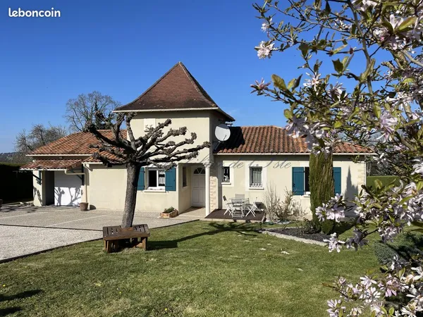Propriété 5 pièces 100 m²