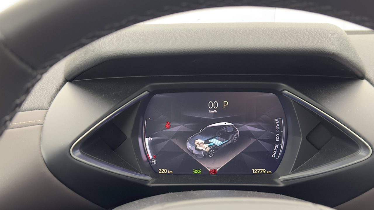 DS 3 Hybride 136 e-DCT6 — photo 37