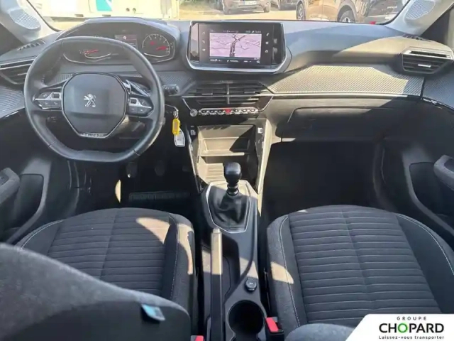Peugeot 208 puretech 100 s&amp;s bvm6 — photo 15