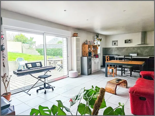 Maison familiale avec jardin proche centre-ville
