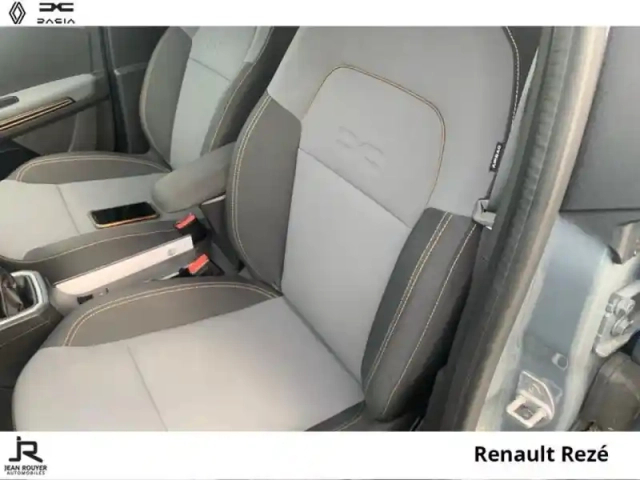 Dacia Jogger 1.0 tce 110ch extreme 7 places -24 — photo 3