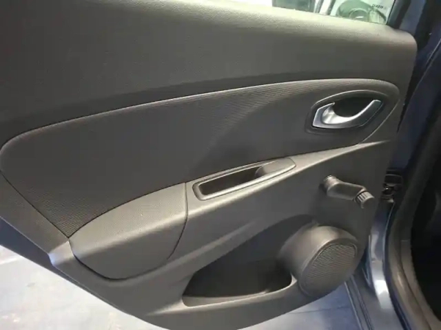 Renault Clio dci 90 e6c — photo 43