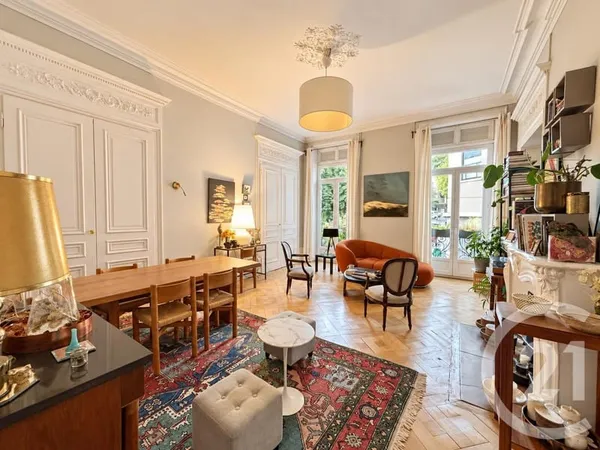 Appartement 5 pièces 126 m²