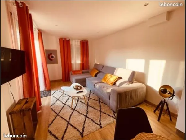 T2 entierement meublé sur Martigues avec exterieur