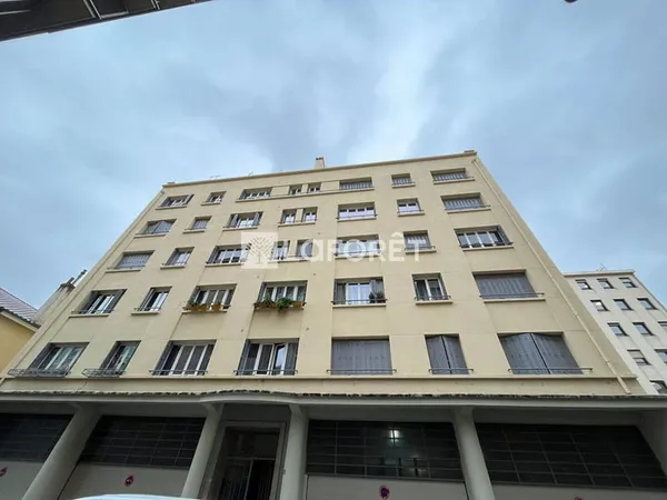 Parking 13 m²
