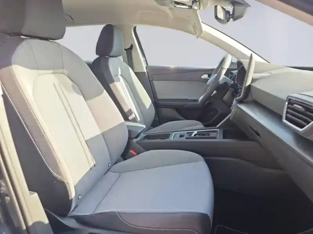 Seat Leon 1.5 etsi hybrid 115 dsg7 — photo 30