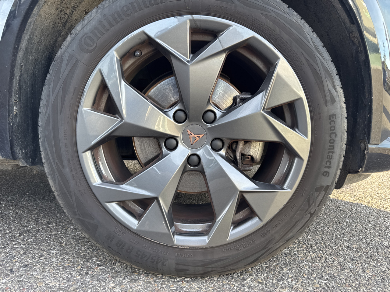 Cupra Formentor 1.5 eTSI Hybrid 150 ch DSG7 — photo 25