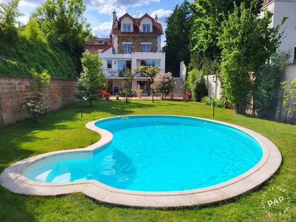 Maison 6 pièces 220 m²