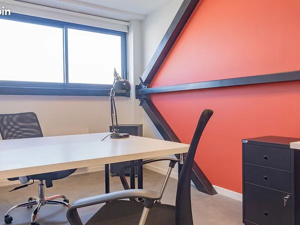 Bureau privé 2-3 pers. Tout inclus La Rochelle