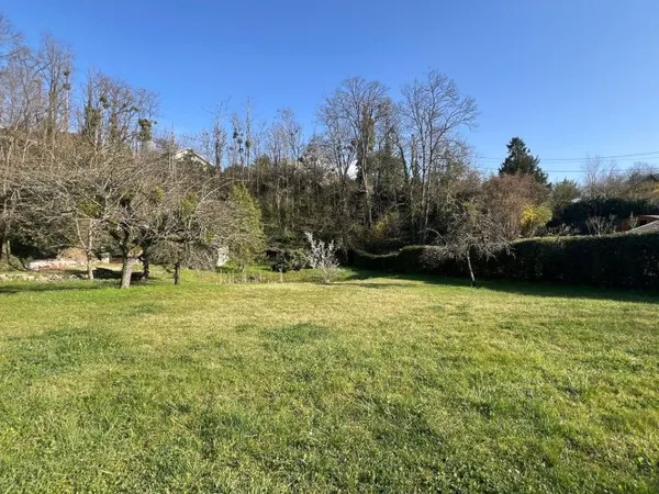 Terrain 520 m²