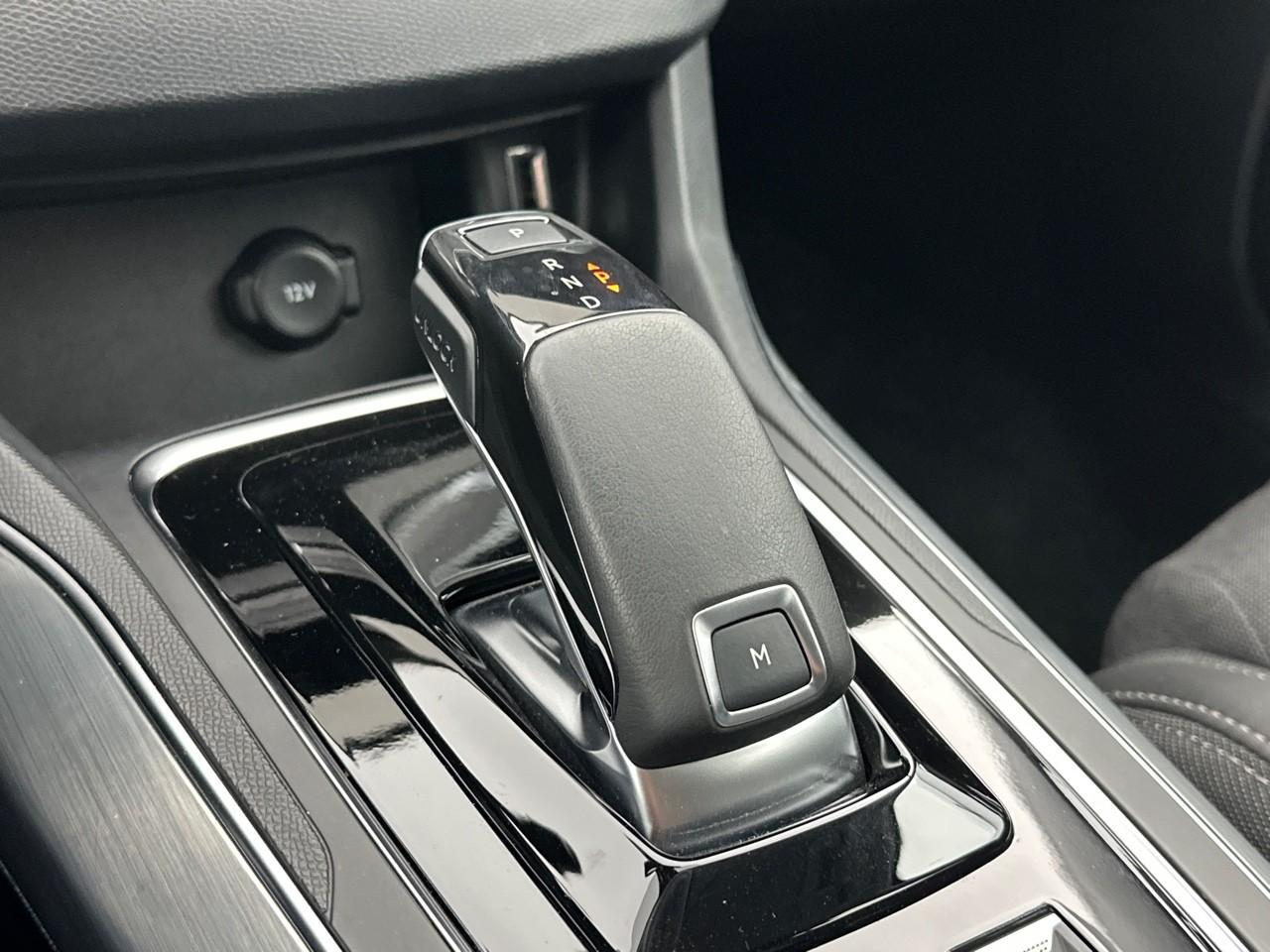 Peugeot 308 puretech 130ch s&s eat8 allure pack — photo 28