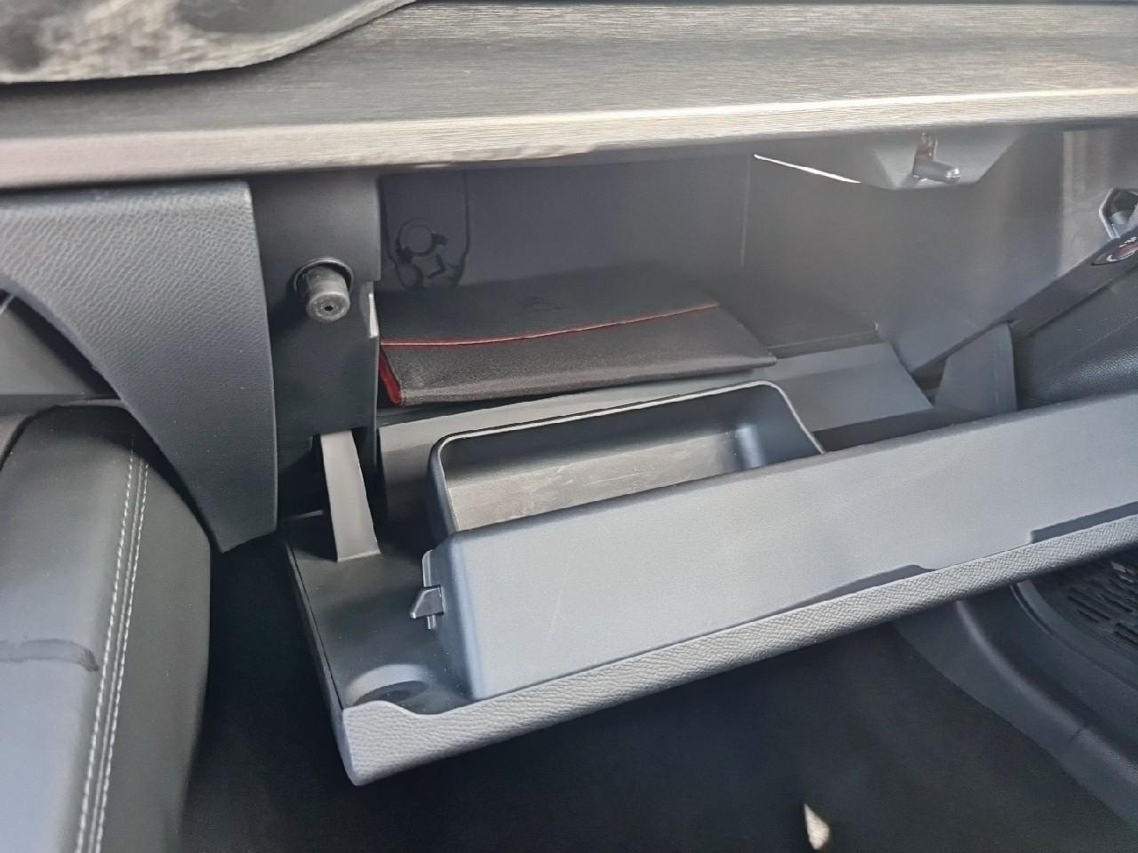 Citroën C5 X hybride rechargeable 225 s&s e-eat8 feel pack — photo 15