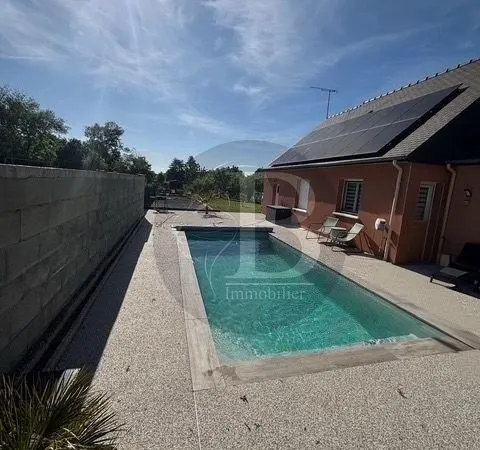 Maison 10 pièces 274 m²
