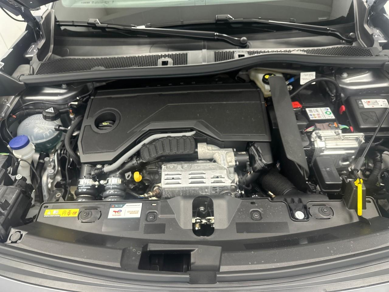Peugeot 2008 hybrid 145 ch e-dcs6 style — photo 14