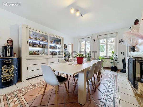 Maison 6 pièces 197 m²