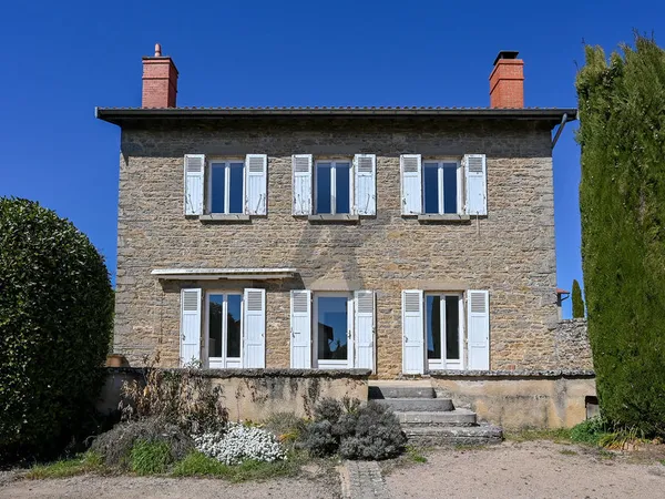 Vends maison en pierres - 125.6 m² - 4 pièces, 3 chambres - Saint-Didier-au-Mont-d'Or 69370
