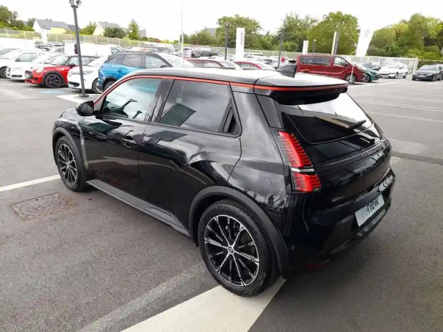 Renault 5 renault  e-tech electrique 120 ch autonomie urbaine — photo 3