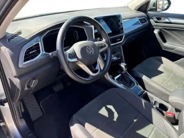 Volkswagen T-Roc 1.5 tsi evo2 150 start/stop dsg7 style — photo 9