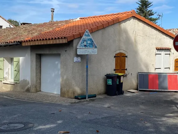 LASSERRE-PRADERE T2 meublé moderne et confortable