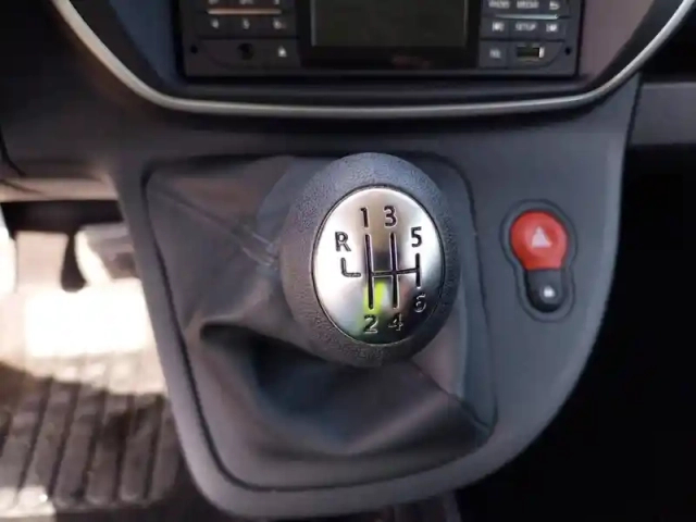Renault Kangoo blue dci 95 — photo 13