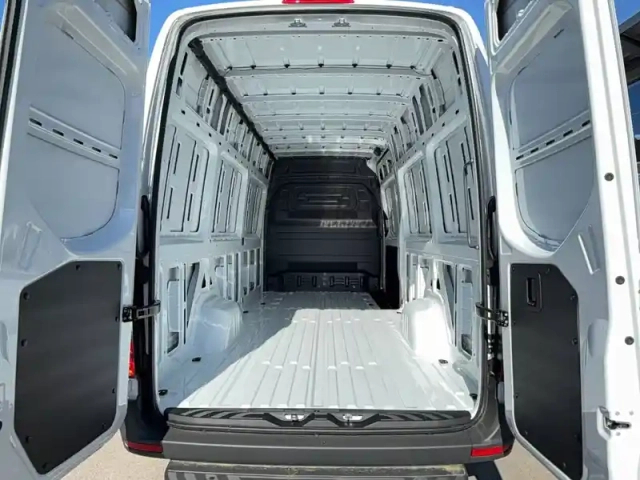 Mercedes Sprinter fgn 317 cdi 43 3.5t rwd — photo 27