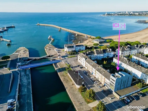 Bureaux 4 postes vue Écluse et estuaire - Ville-Port, St-Nazaire
