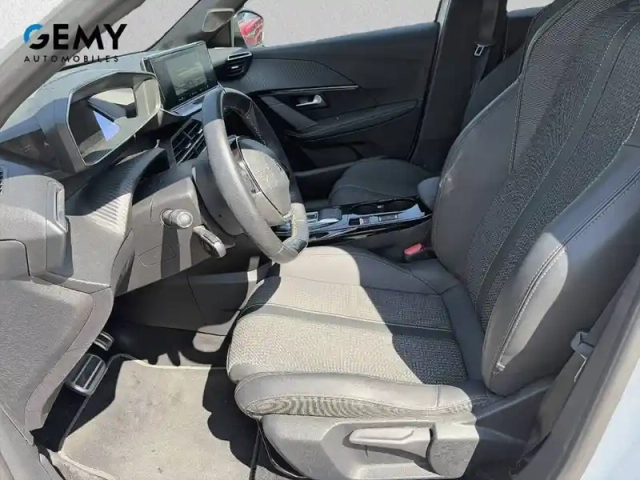 Peugeot 208 electrique 50 kwh 136ch — photo 9