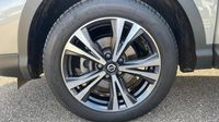 Nissan Qashqai 1.7 dCi 150 N-Connecta — photo 11