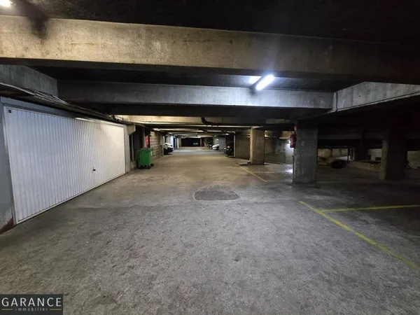 Parking 11 m²