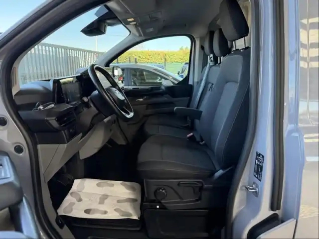 Ford Custom transit  fg 320 l1h1 2.0 ecoblue 170ch limited bva8 — photo 11