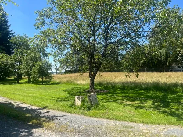 Terrain 2126 m²