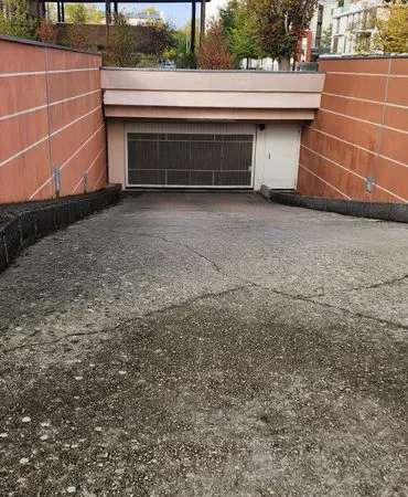 Garage à louer