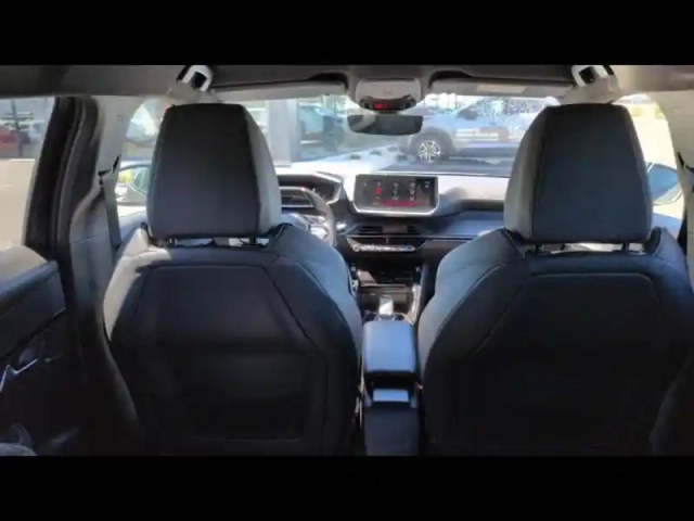 Peugeot 2008 1.2 puretech 130ch s&amp;s gt line eat8 7cv — photo 14