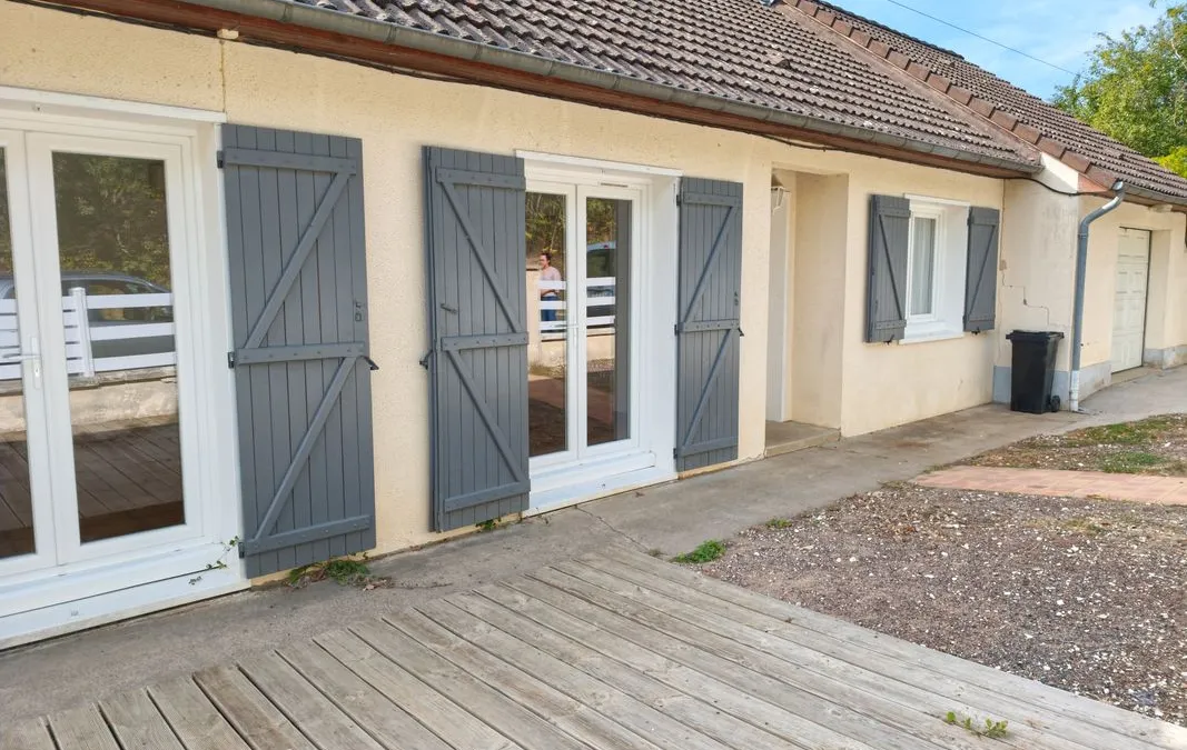 Photo 1