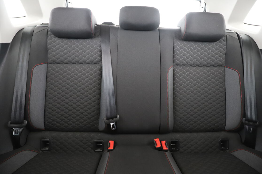 Volkswagen Polo 1.6 TDI Connect — photo 14