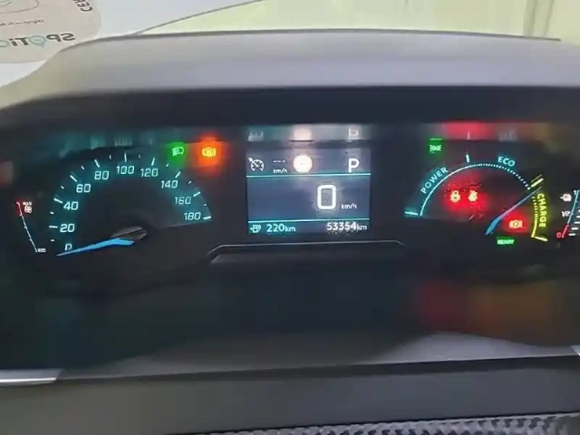 Peugeot 208 electrique 50 kwh 136ch — photo 10