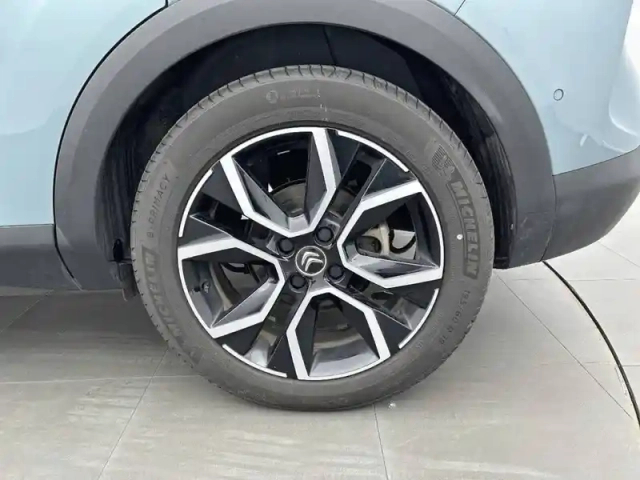 Citroën C4 e- 136 ch automatique — photo 13