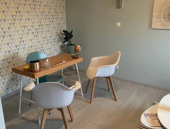 Local/cabinet de 45m2 à Bordeaux Bastide